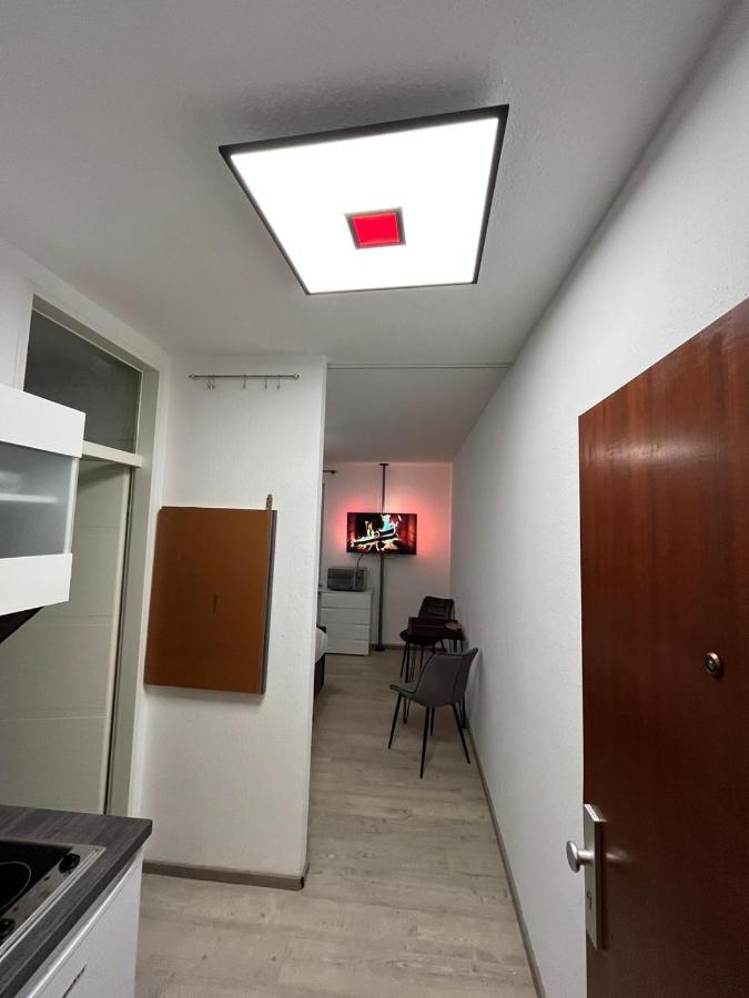 Apartment Suiteable-living Moderne, Zentrale Einraumwohnung *