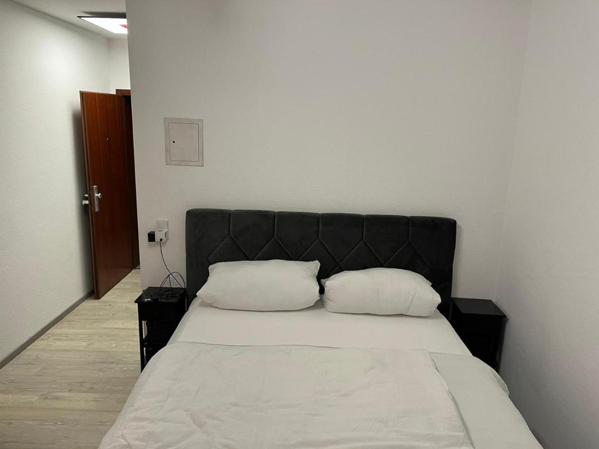 Suiteable-living Moderne, Zentrale Einraumwohnung *