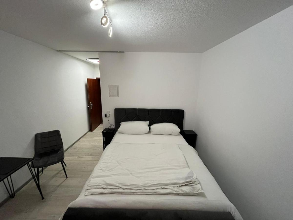 Apartment Suiteable-living Moderne, Zentrale Einraumwohnung